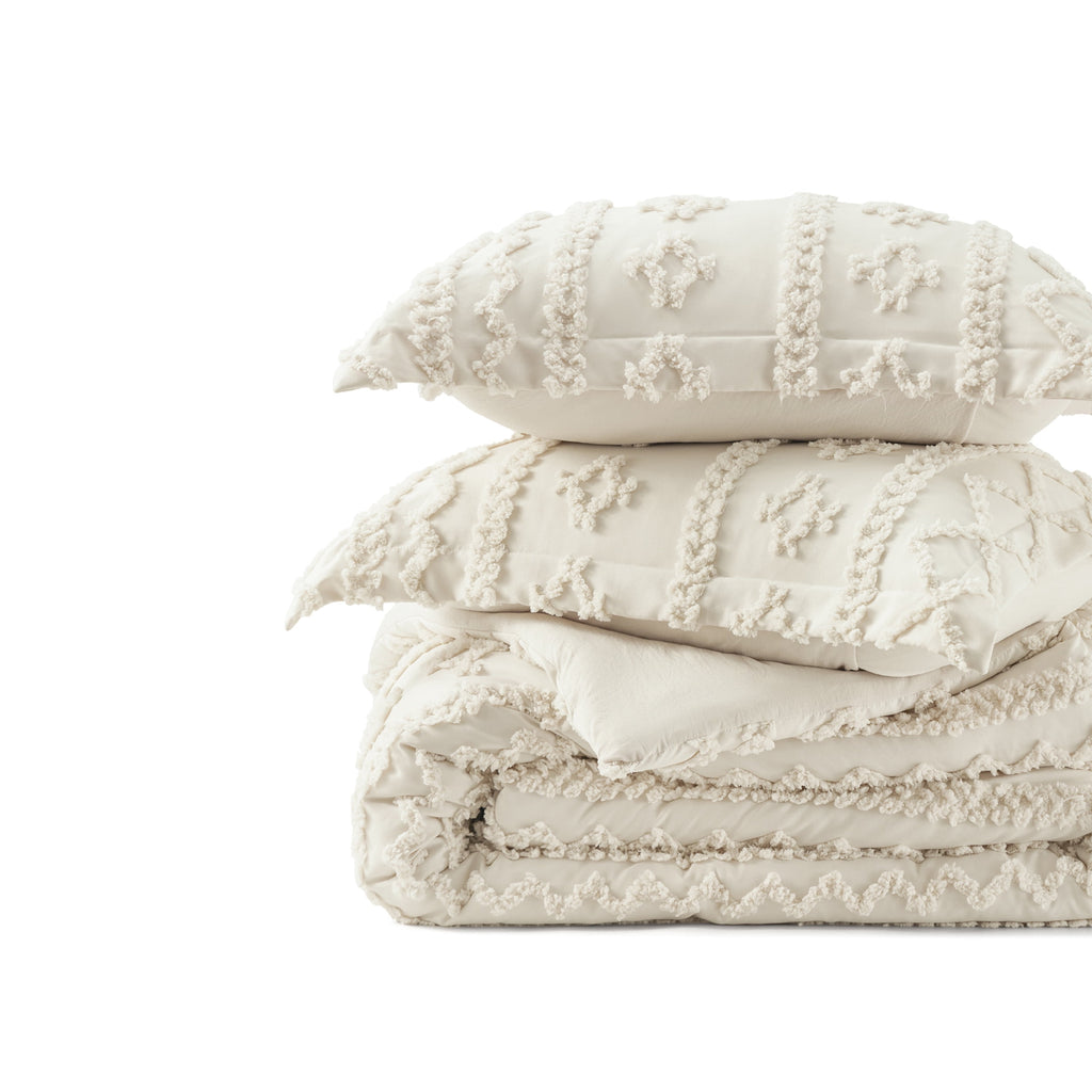 U by Bedsure Tufted Boho Comforter Set Queen, Beige, 3 Pieces Farmhouse Shabby Chic Embroidery Bedding Set, Soft Jacquard Comforter for All Seasons
