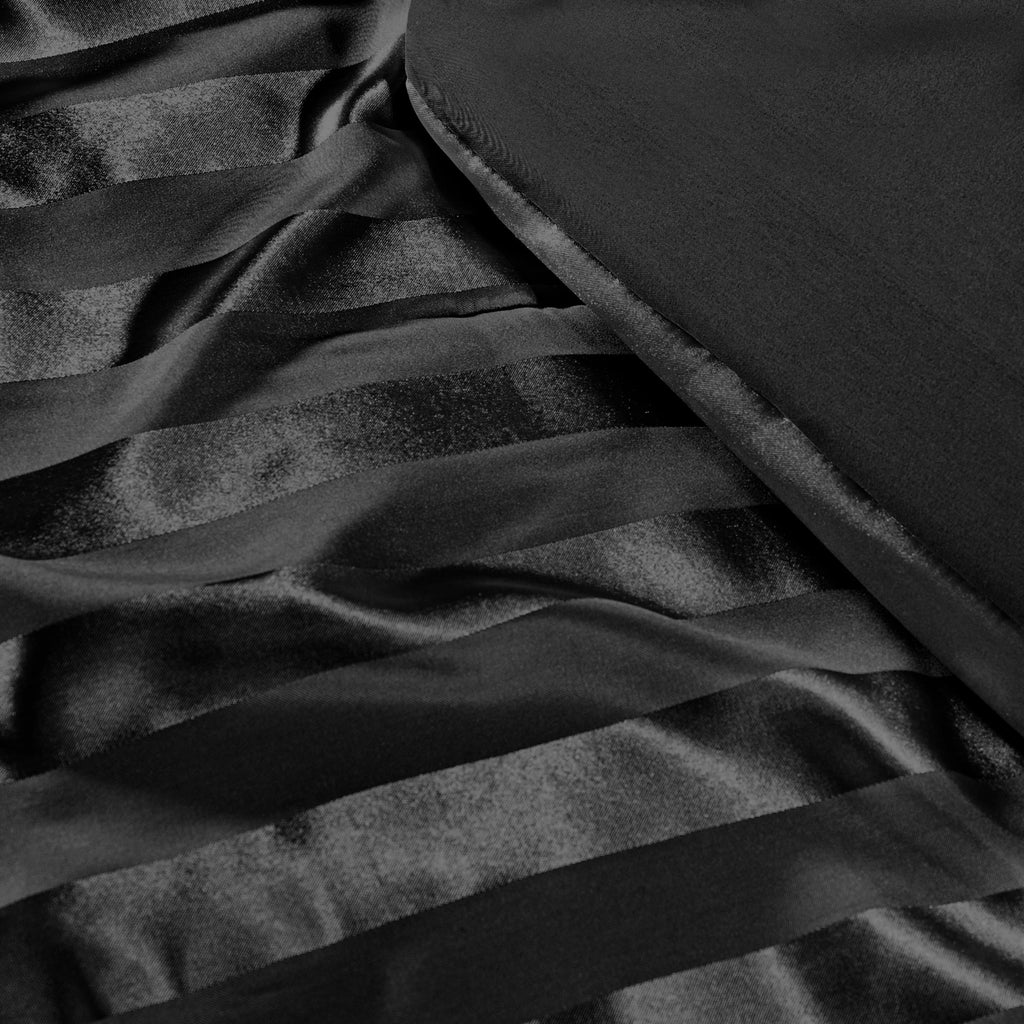 Whale Flotilla 3-Piece Luxury Stripe Satin King Size Comforter Set, Reversible Silky Soft Bedding Set with 2 Pillowcases, Lightweight All-Season Comforter, Black