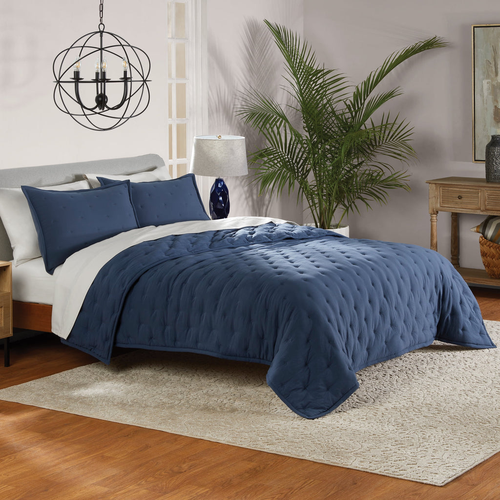 Mainstays Full/Queen Comforter Set, Soft Lightweight & All Season, 3-Piece, Navy Blue